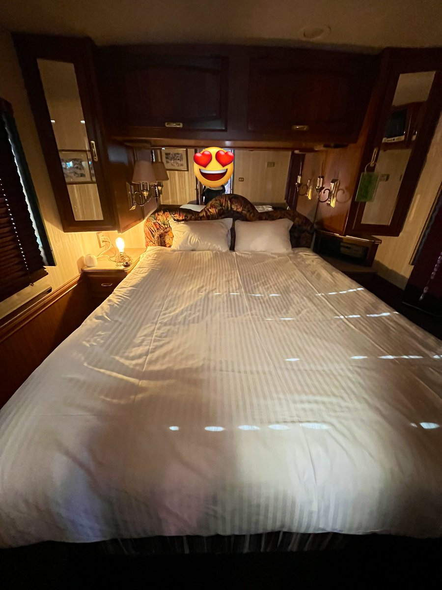 OkamilerAnn's tweet photo. 大阪でキャンピングカーに泊まれるところががあるなんて知らなかった‼️
初めての体験に子どもたちも、テンション爆上がり⤴️ https://t.co/bFvJHwsSND