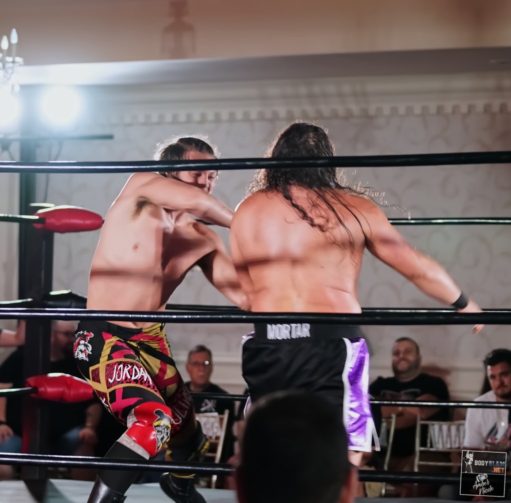 AmberNicoPhoto's tweet photo. Mortar vs. Jordan Oliver at Fight Life in Rehoboth, MA #fighlife #indiewrestling #wrestling #wrestler #professionalwrestling #digitalphotography #wrestlingfans #wrestlingphotography #wrestlingphotographer #sony #sonya7iii #boston #bodyslamnet #ambernicophoto #aew #wwe #ambernico #rehoboth #mortar #jordanoliver