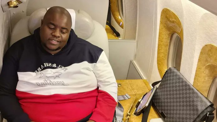 President Emmerson Mnangagwa today announced that he has approved the licensing of #Starlink by Potraz to provide internet and related digital services in #Zimbabwe through its sole and exclusive partner, IMC Communications Limited owned by businessman Wicknell Chivhayo.