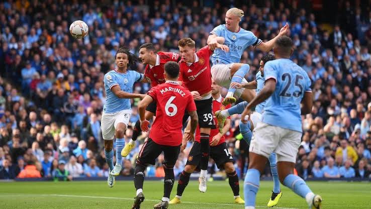 If Manchester United won this game against Manchester City I'll give away $10,000.00 to everyone who likes and repost this tweet ✨ #FAcup #MCIMUN