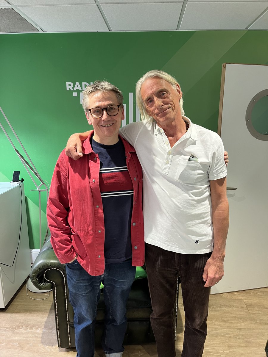 Happy Birthday Paul! Ever inspirational! 💚🙏🎉🎂So great to celebrate the release of '66' last night on X-Posure @RadioX! Listen to the whole show, the Track By Track Podcast or watch the video @GlobalPlayer! Thanks @paulwellerHQ! globalplayer.com/videos/2JsSb38…