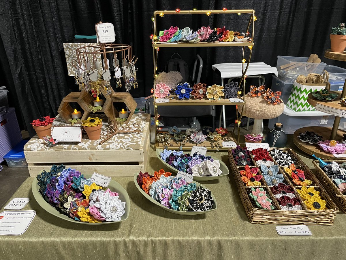 MagicandStitch's tweet photo. Day 2 at @anime_north let’s go!

Industry Hall A/B booth I04, right by the main entrance on the left wall! https://t.co/kpjBY1xwS8