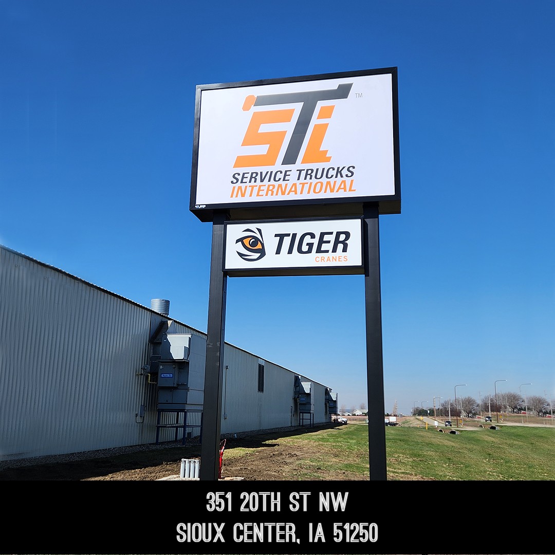 STI_TigerCranes's tweet image. New signs for new times. When Sioux Automation Center was sold, new signage was needed for our main and north locations. If you're coming to see us, just look for these markers! #newsigns #newtimes