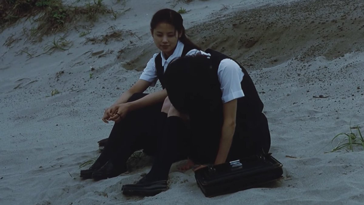 taesdawn26's tweet photo. blue 'ブルー' (2002) https://t.co/MG98LFlMMv