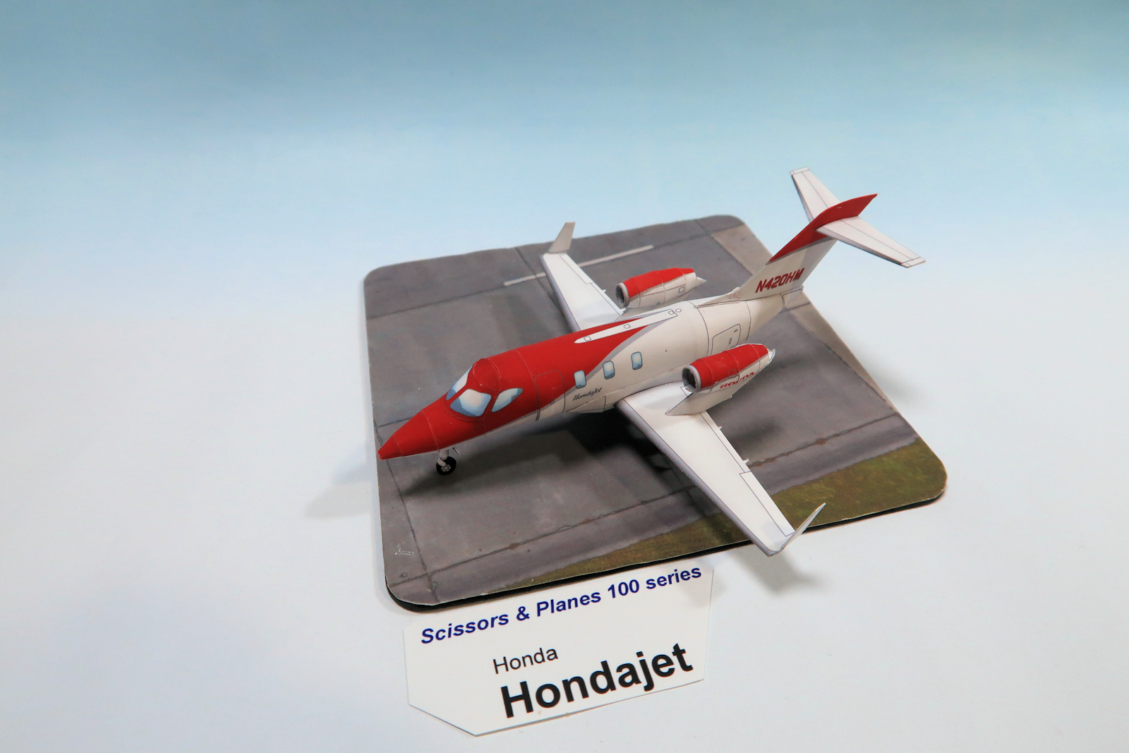 Honda Jet模型（カラー：赤） Amazon | Ebbro 1/144 完成品 for Hondajet Private business