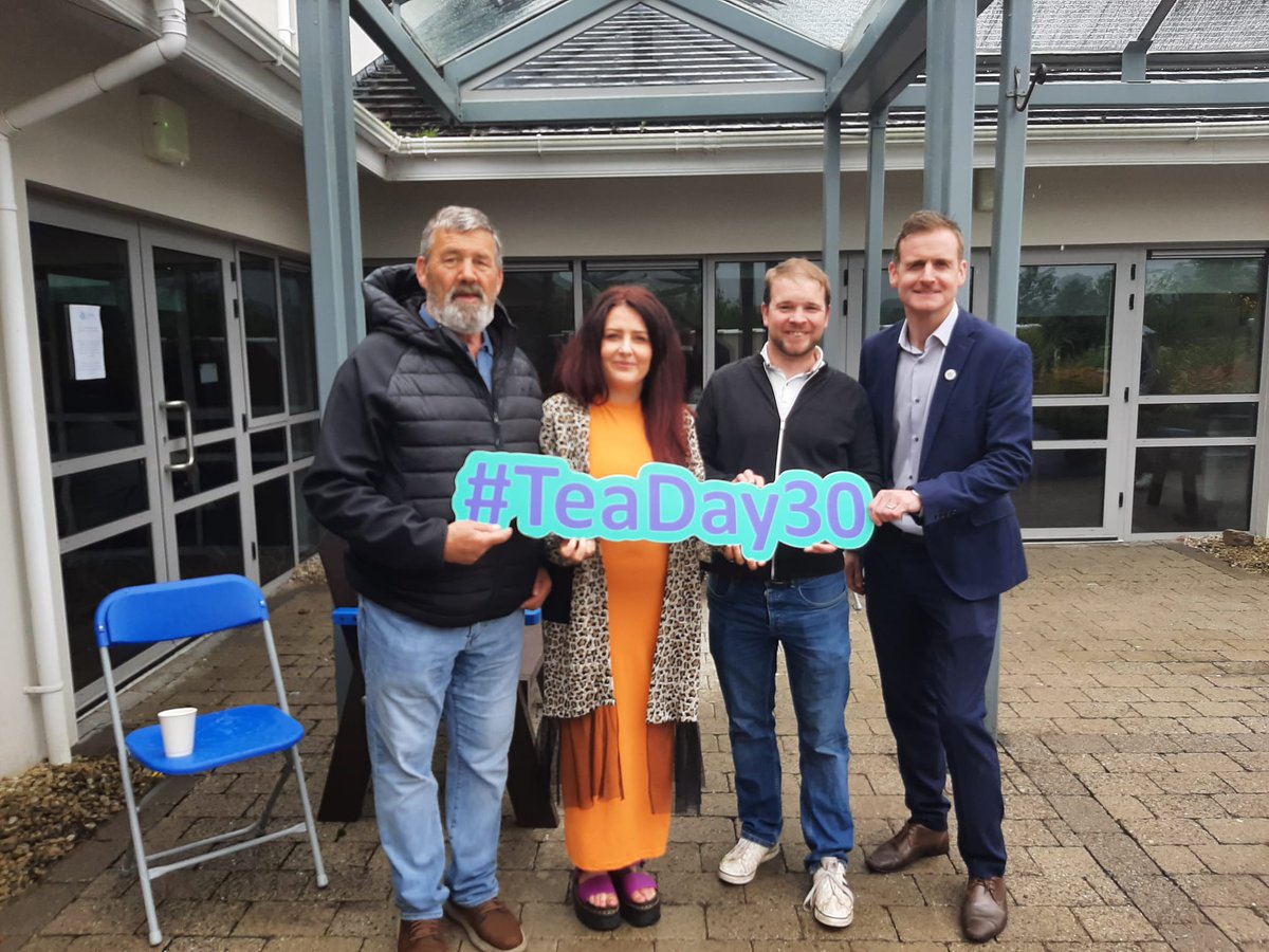 alzheimersocirl's tweet photo. We were pleased to welcome Deputy @donnchadhol to the opening of the Activity Lodge in Bessboro! We celebrated with a #TeaDay30 party. 💜 🎉 https://t.co/CXRG479mu0