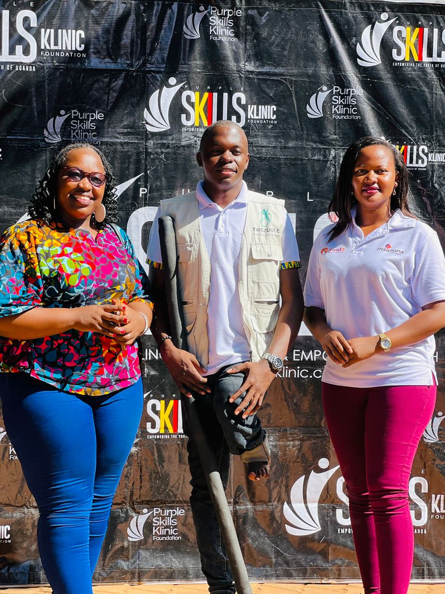 After the #SheRiseSummit, it was nice catching up with fellow menstrual hygiene advocates @nankunda20, the ED of @RaisingTeensUg2 and @BugembeNelson, ED of @TwezuuleF at the Unique Dialogue on Menstrual Health Awareness hosted by @TwezuuleF at @SkillsKlinic #SDG17