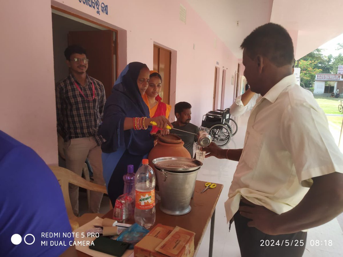 The AWWs & Helpers from the Social Welfare Department have played a important role in Facilitation Centers & managing Voter amenities. #PuriVotes @OdishaCeo @ECISVEEP