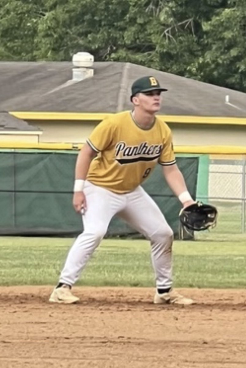 BrutonBaseball's tweet photo. Congrats to SS/C #9 Paul Mutter and RHP #1 Ryan Hazelwood for representing our program! Both earned Honorable Mention on the Bay Rivers All-District Team! 
Great job! 
Both are juniors and will look to lead our team next year on the diamond! https://t.co/uB51Fogwjg
