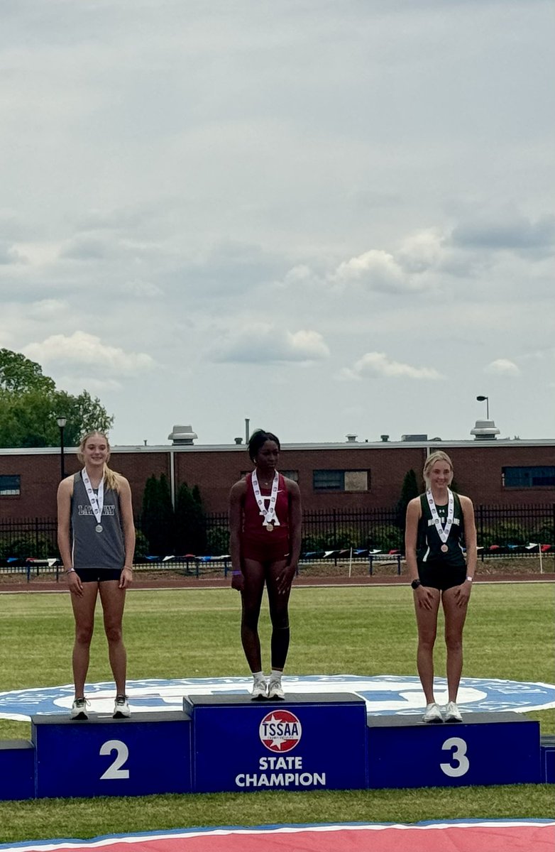 Super proud of @KaylaRae_2 ! What a Track season you had! 2nd year in a row medaling at State! Helped bring home the 1st State Championship for @LCALions_sports ! 🥇 4x400 Relay 🥈High Jump 🏅4x800 Relay @MaxPreps @LakewayWBB @tnmilesplit @LakewayLions @TSSAA