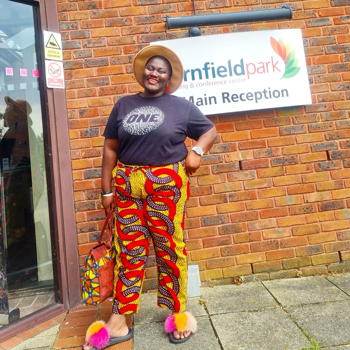 AsumaduGertrude's tweet photo. Happy AFRICA DAY! As a proud #African, I have so much hope for the continent, and especially for my country, #Ghana, and as an activist, I have the privilege of using my voice to advocate for change on global issues that affect the continent mostly. #ONEResidential #ONEActivist https://t.co/Mk26nfNvYn