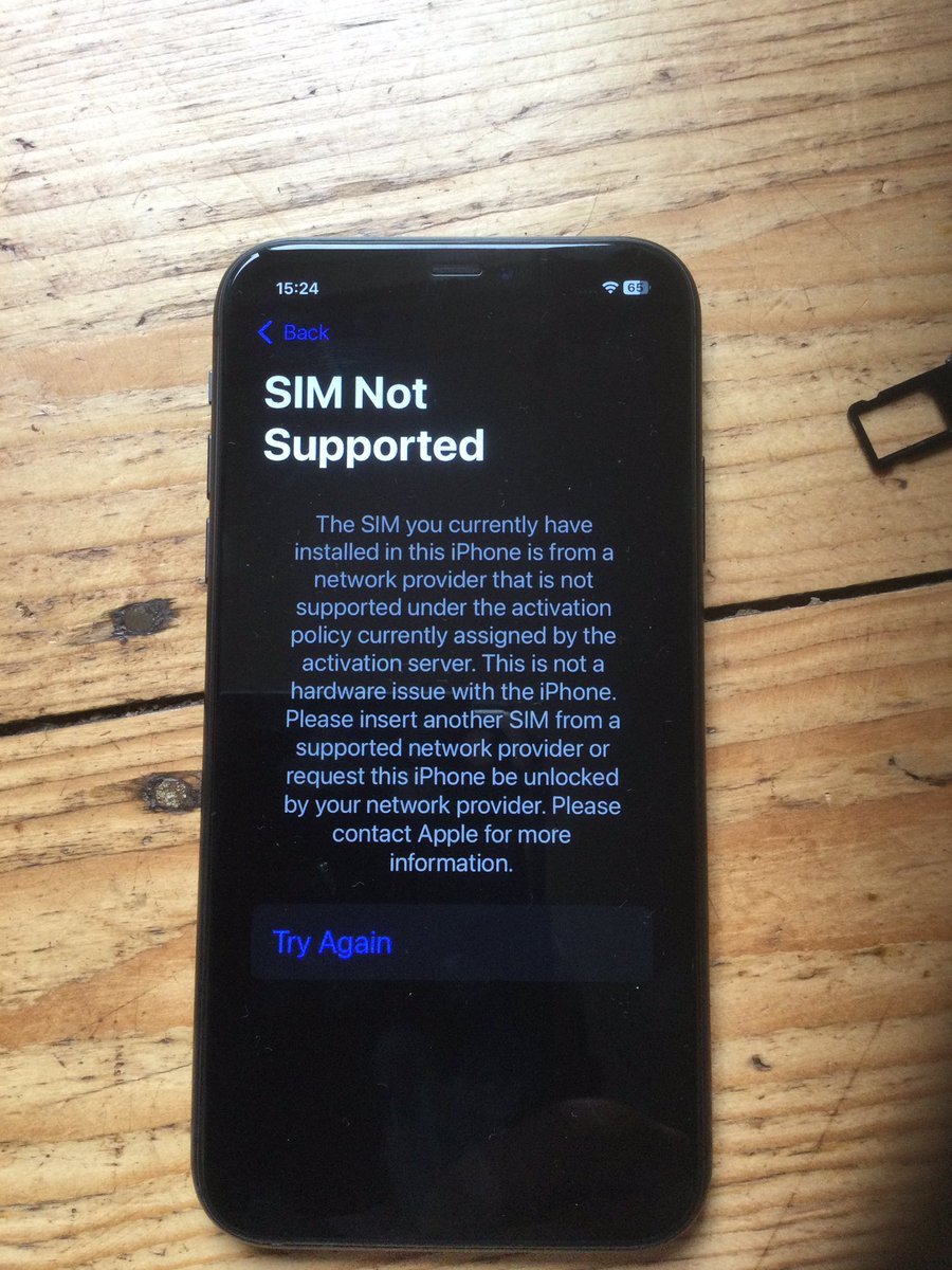spike477's tweet photo. @backmarket thanks for selling me an “unlocked” phone. #goodjob https://t.co/TP9QrxN1at