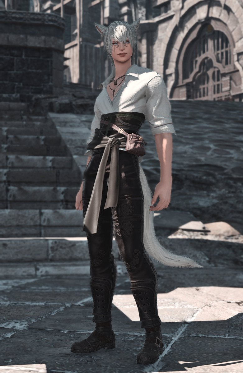 syphrosyn's tweet photo. The weather's getting a little warmer, even in Ishgard.

Robyn's new seasonal look before Dawntrail, courtesy of #ddmods ! https://t.co/3L61oesbSO