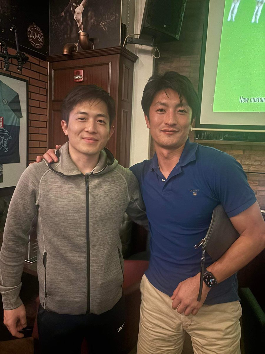 Nishi_249's tweet photo. 5年前にモンゴルのサッカーチーム(Erchim FC)で一緒だった脇野隼人選手@ronaudo8810 と🇦🇪アブダビで再会。別の国でまたこうして会えることがとても感慨深い。同い年の彼からたくさんの刺激をいただきました。 https://t.co/SQXHisWdse
