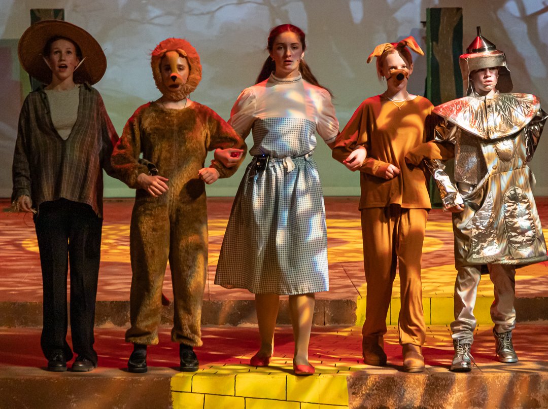 AmpCollArts's tweet photo. Huge congratulations to the cast and crew of this year's Exhibition Play 'The Wizard of Oz' for a successful run of performances. Amazing achievement for such a young cast. @AmpleforthColl https://t.co/E4CN6PTmim