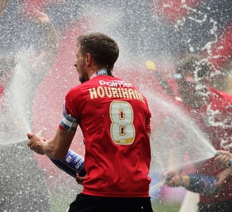 Barnsleyfcpolls's tweet photo. @ConorHourihane Barnsley legend https://t.co/19Ok95a1wr