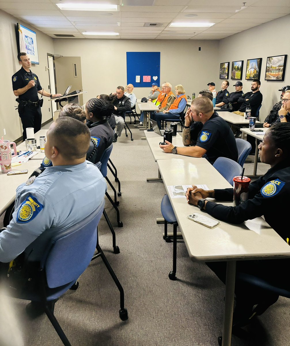SPDNorthCommand's tweet photo. @SacPolice Just completed our briefing and we are set up. #SacPD https://t.co/AmM3WQfkWM
