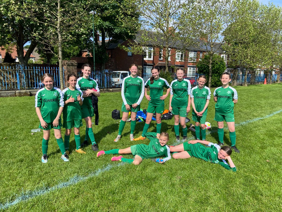 whickhamfellyfc's tweet photo. Last game of the season today for the Girls U12 Flames finishing 4th in their league! The girls have stayed motivated and played hard for each other all season long! Well done to all involved and big thank you to all the supporting families & sponsors #Coveris #PrudoeCarpets⚽️ https://t.co/RbfRYgXGRR