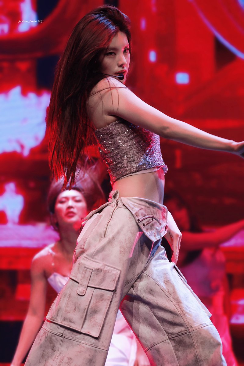 𝟐𝟒𝟎𝟓𝟐𝟔 𝐇𝐚𝐩𝐩𝐲 𝐁𝐢𝐫𝐭𝐡𝐝𝐚𝐲 𝐓𝐨 𝐘𝐄𝐉𝐈🖤

예지공주의25살
계속 무대를 찢어버리겠다🔥

#ITZY #YEJI #예지 #있지
 #HappyYejiDay #AceQueenYejiDay
#아기고양이슈가파우더말랑공쥬_예지야생일축하해