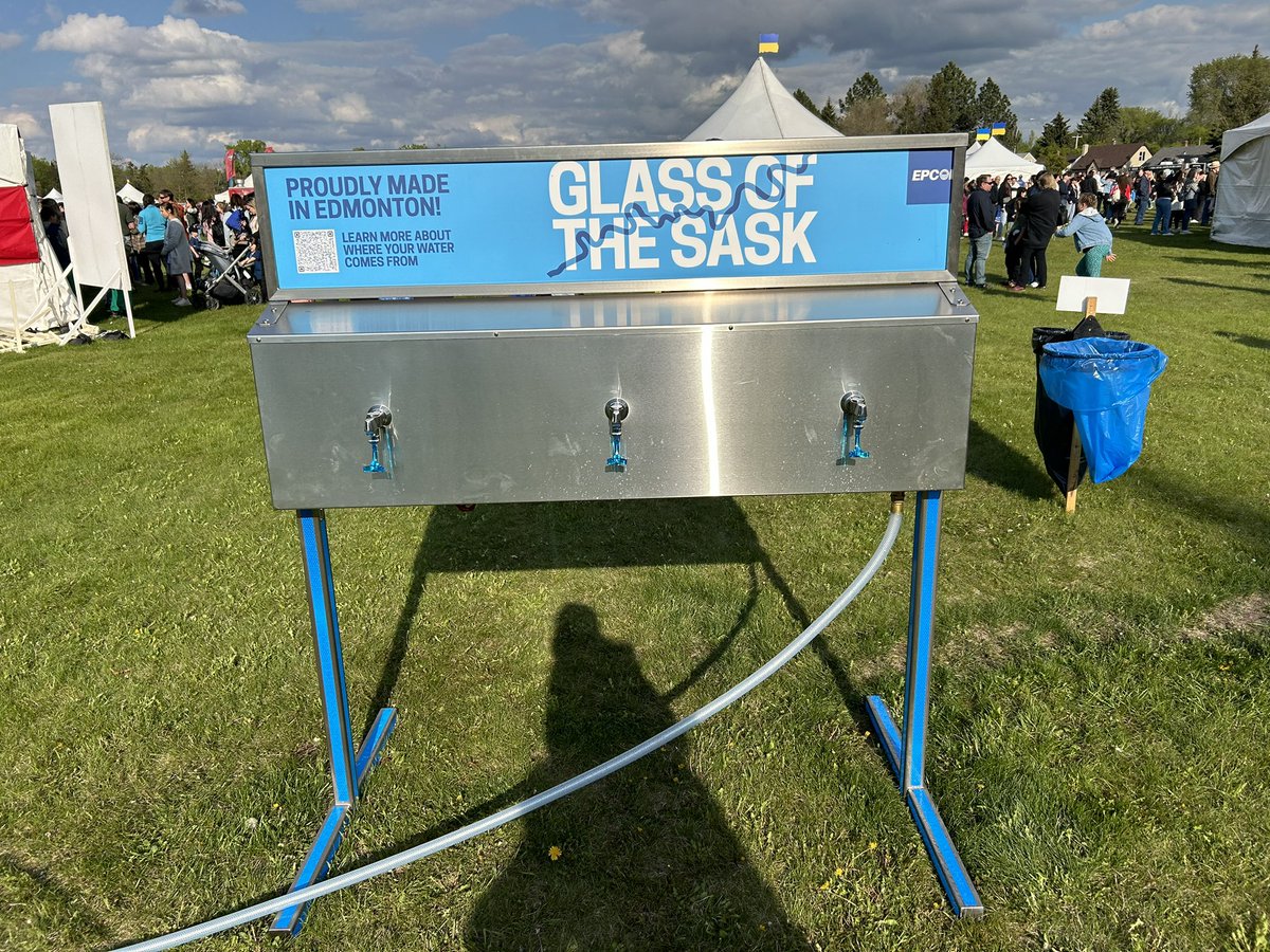 Great to see a water refill station at a prominent and visible location at <a href="/UFestyeg/">UFest Edmonton</a> ! A great example of how infrastructure and planning can facilitate reusables and limit single-use waste.