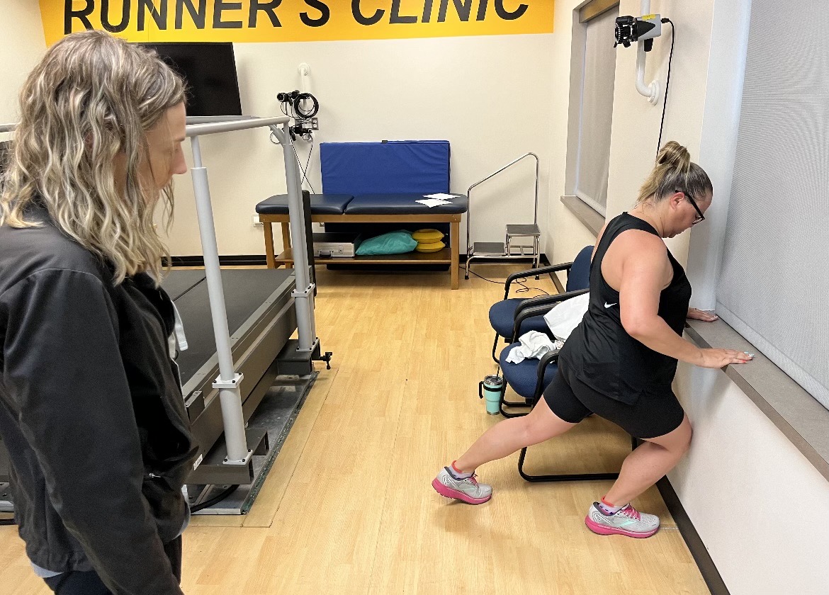 Taylor Ronke has been selected as this year's Sanford Run Project participant in Sioux Falls and recently completed her running analysis with the team! 🏃 She says she's most excited about learning more about her body as a runner & diabetic through this process. #SanfordSports