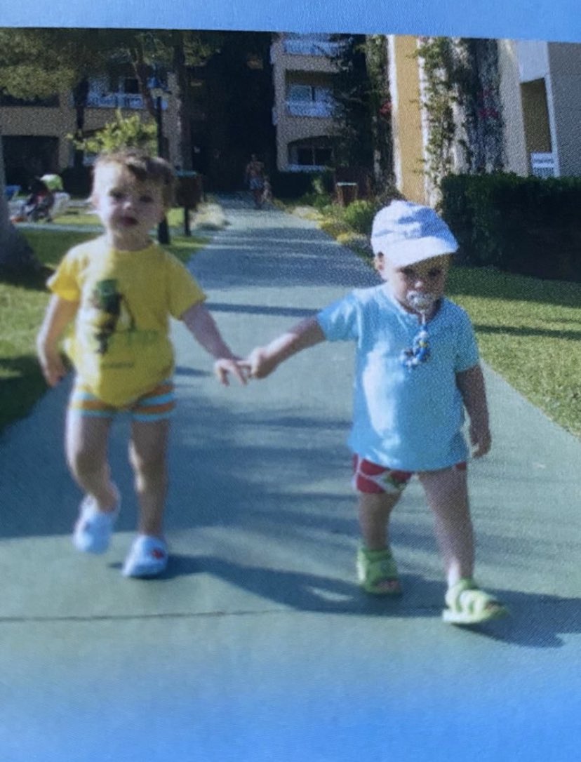 joorgee_ac's tweet photo. desde el primer día, te quiero hermano❤️‍🩹 https://t.co/3FH7KDrRbp