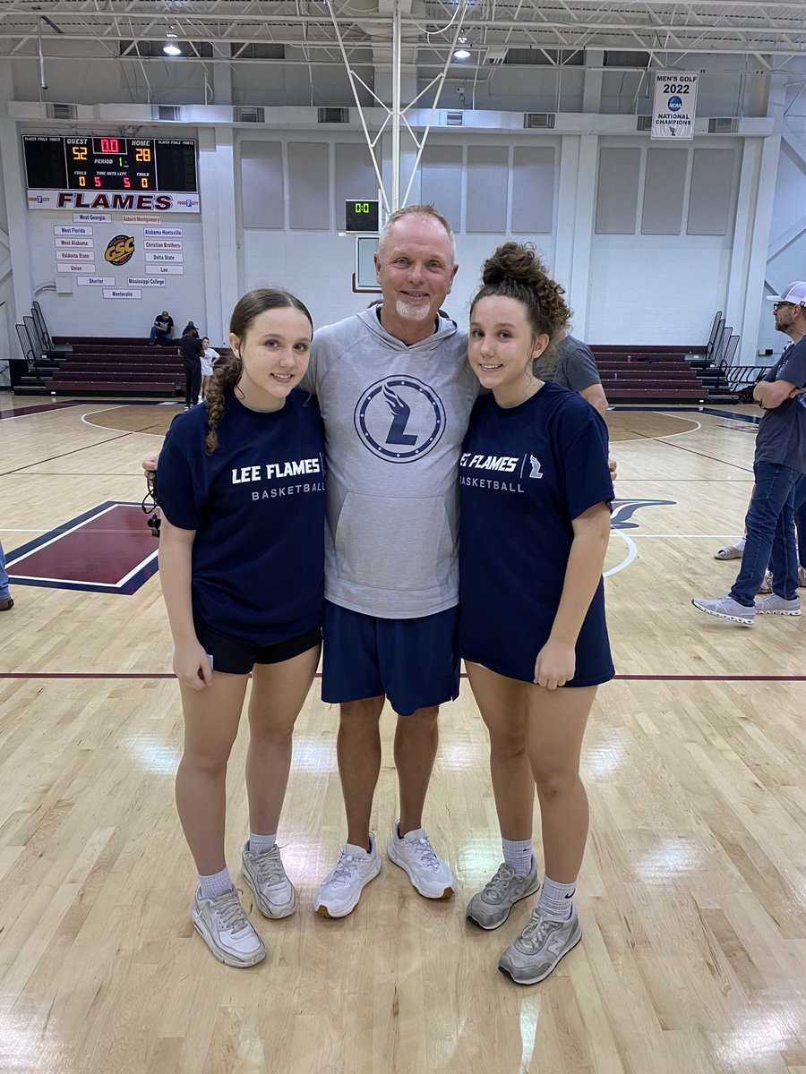 kiley johnson tweet media