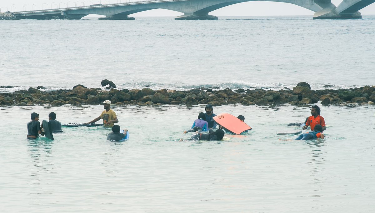 Photo highlights from this year's first bodyboarding clinic of Hudhu Fonu - Maldives National Bodyboarding Program.

📷@achoo89

#HudhuFonu #MNBP #YDP #MBBA #Bodyboarding #Maldives