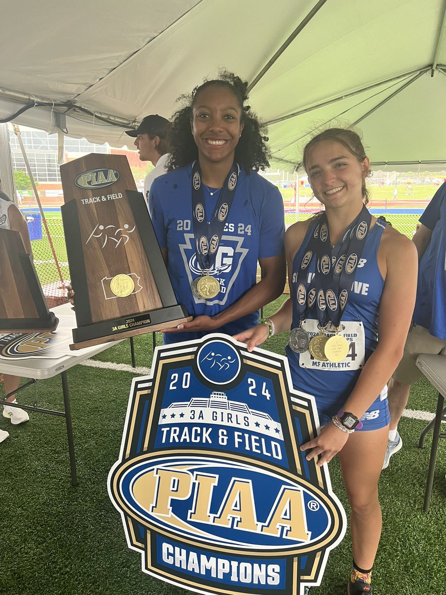 SGASD_Athletics's tweet photo. YOUR 2024 AAA @PIAASports GIRLS TRACK &amp; FIELD STATE TEAM CHAMPIONS!!!

THE SPRING GROVE ROCKETS!!!!

#RocketPride https://t.co/JkWshOBP8F
