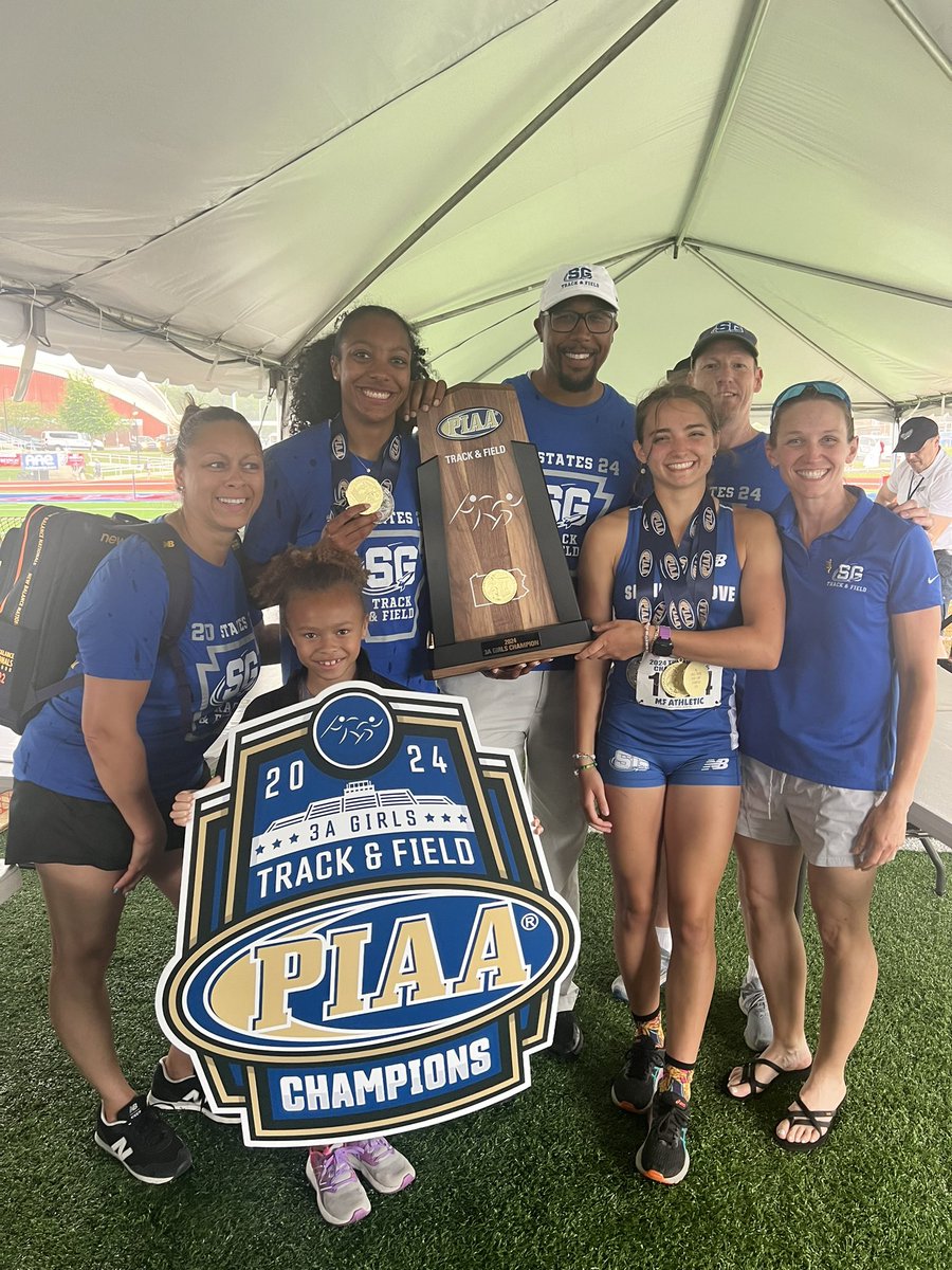 SGASD_Athletics's tweet photo. YOUR 2024 AAA @PIAASports GIRLS TRACK &amp; FIELD STATE TEAM CHAMPIONS!!!

THE SPRING GROVE ROCKETS!!!!

#RocketPride https://t.co/JkWshOBP8F