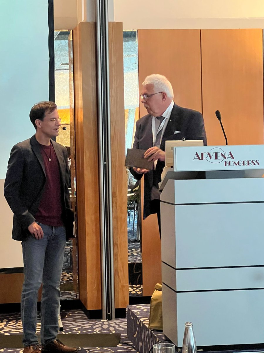 FreisingerHenry's tweet photo. Verband deutscher Vermessungsingenieure VDV feiert 75. Geburtstag mit lebhafter Festrede von Dr. Adrian Roßner. Die Fachvorträge von Jun.-Prof. Dr. Elena Freisinger und Dr.-Ing. Alexander Hanel standen gemeinsam auch auf dem höchsten Level ganz zur Freude von Präsident Grunau. https://t.co/EuQiXkOb4J