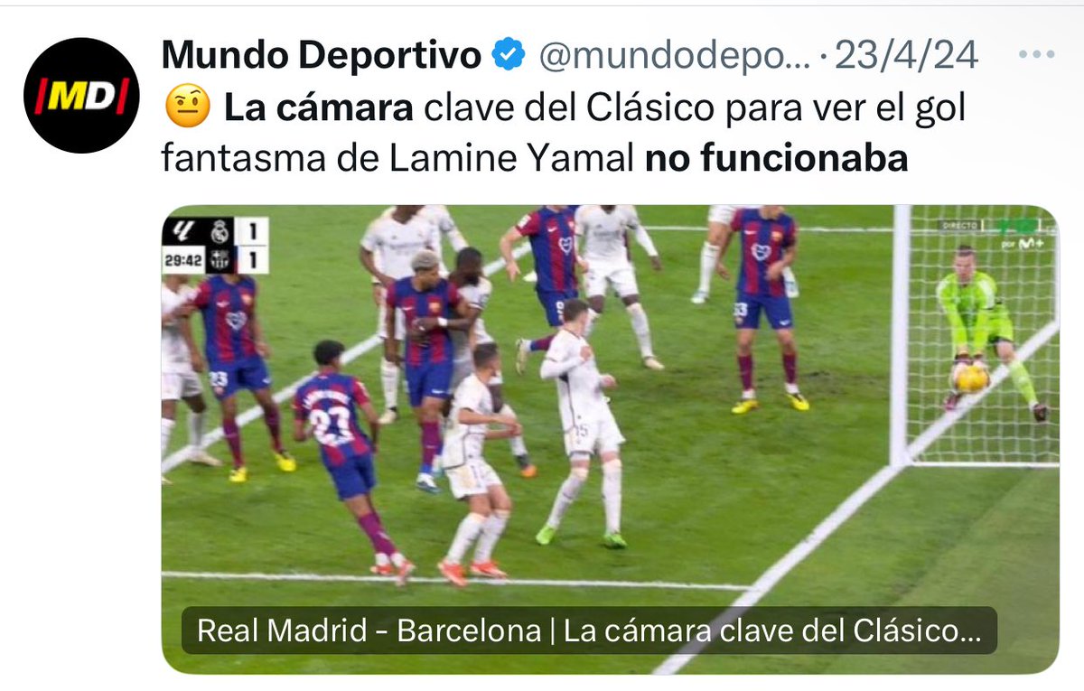 Vettaverso's tweet photo. Donde se habrán ido los 2.000 millones, que lo único que funciona bien en el Bernabéu son las pantallas 360.

Absoluto circo el de esta Mafia🎪. https://t.co/PMvpjscfTq