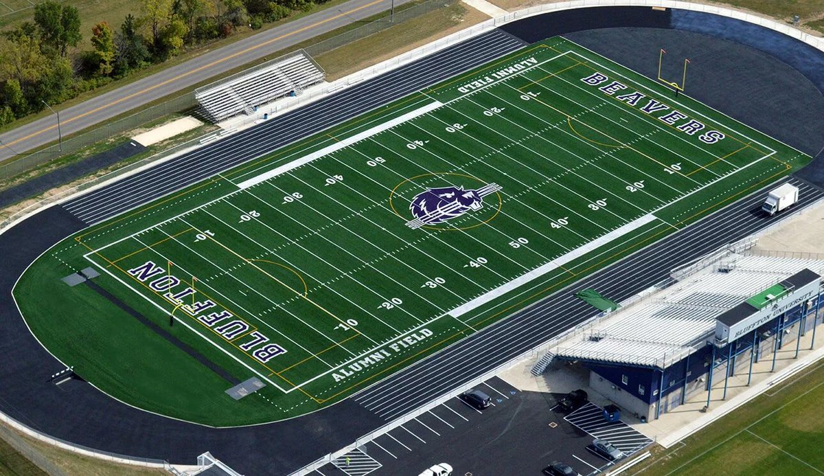 JacobSharin10's tweet photo. After a great camp and conversation with @larrydace I’m grateful to have received another offer from @BlufftonFB https://t.co/KY0fOEX2DC