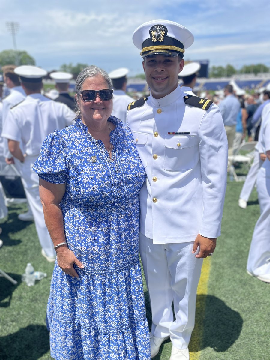 GinaLavaMaiTai's tweet photo. Five years ago you committed to a path that would forever change your life (and mine)! Your journey had highs and lows, but you persevered through it all. I am so proud of you and I can’t wait to see what the next five years has in store for you. Bravo Zulu, Ensign Lavatai ⚓️🫡 https://t.co/9rvKMVqCC0