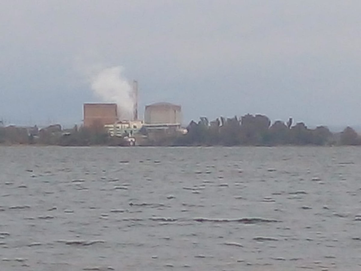 Central Nuclear Embalse: pérdida de agua pesada y desperfecto en la turbina 👉 antinuclearmara.blogspot.com/2024/05/centra…