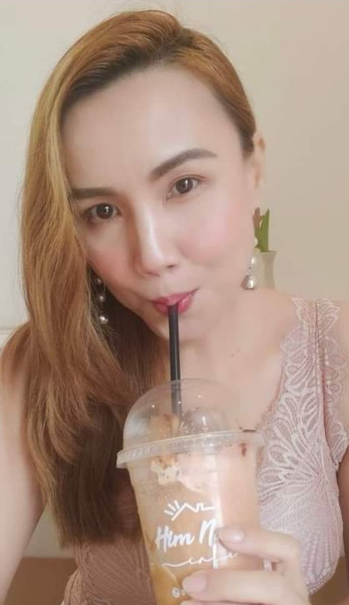 คนใกล้ตัว(สาวแก่)เคดิต ภาพของจริงครับ tweet media