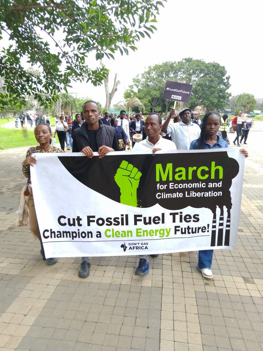 brianova_'s tweet photo. We have a role to play in safeguarding our Africa natural resources for the sake of the future generation #ClimateAction #VOICES4RIVERS #catchmement2tap @WWF @Kenya_WaterAmb @SEAFKenya @KCCWG @KeWruas @enock_kiminta @NLinKenya @EnvironOdongo https://t.co/qzUEHMyuyv