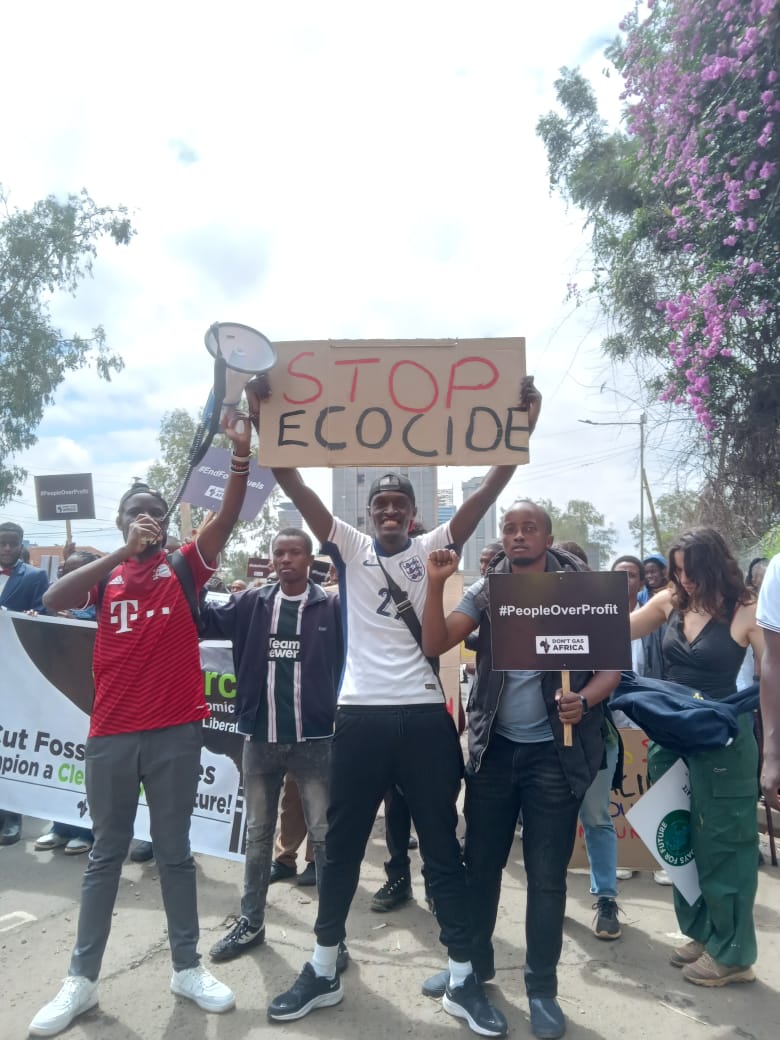 brianova_'s tweet photo. We have a role to play in safeguarding our Africa natural resources for the sake of the future generation #ClimateAction #VOICES4RIVERS #catchmement2tap @WWF @Kenya_WaterAmb @SEAFKenya @KCCWG @KeWruas @enock_kiminta @NLinKenya @EnvironOdongo https://t.co/qzUEHMyuyv