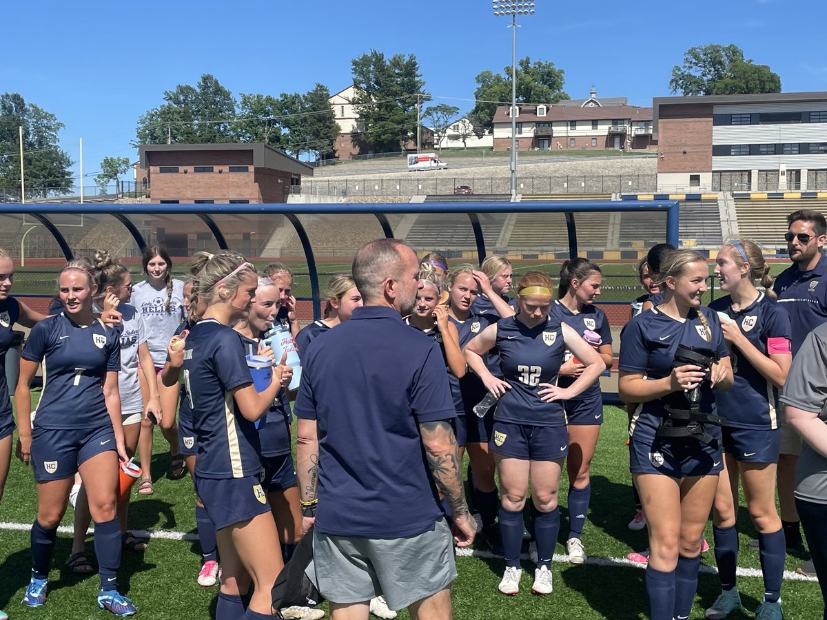 Helias Catholic Girls soccer going to Class 2 final 4.