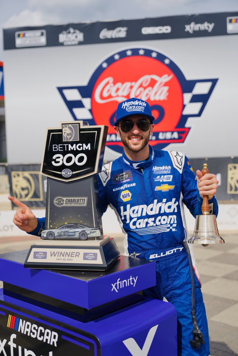 chaseelliott's tweet photo. Let’s go!!! Now let’s get us another tomorrow 👊🏼 #di9 https://t.co/Gd5Q5OpHrP