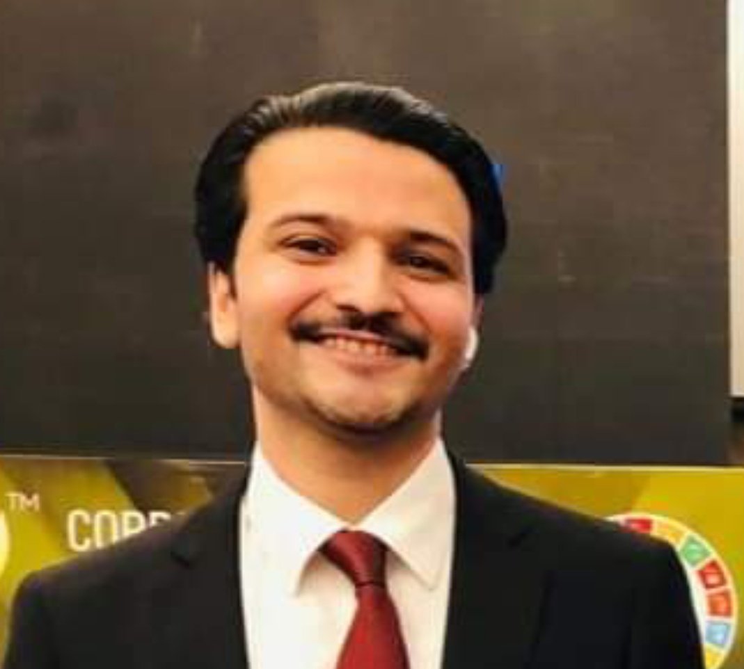 CityNewsShp's tweet image. ڪراچي: پيپلزپارٽي سنڌ صدر نثار احمد کهڙو جي هدايتن تي پيپلز لائير فورم سنڌ جنرل سيڪريٽري عنايت الله موريو هڪ نوٽيفڪيشن ذريعي پي ايل ايف شڪارپور جي عهديدارن جو اعلان ڪيو آهي، جنهن۾ صدر انور علي شيخ، جنرل سيڪريٽري احسن خان لوڌي، انفارميشن سيڪريٽري نظير حسين ڀيو۽ ٻين کي مقرر ڪيو ويو