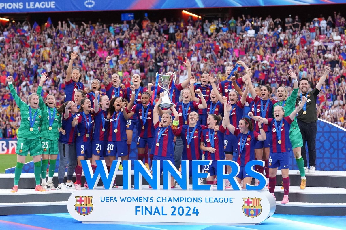 BarcaFem's tweet photo. 🏆 Supercopa
🏆 Liga F
🏆 Copa De La Reina
🏆 Champions League

HISTÒRI4 🔵🔴 https://t.co/IdFqxQtDOO
