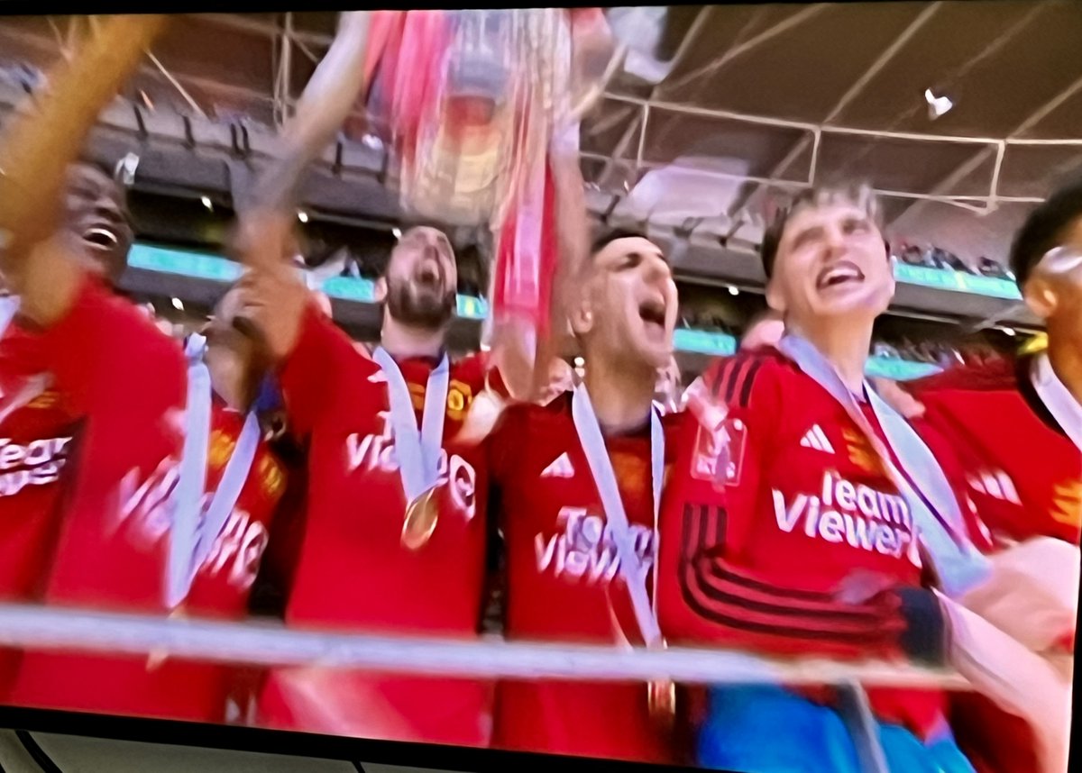 Glory, Glory!
#FACup #ManchesterUnited