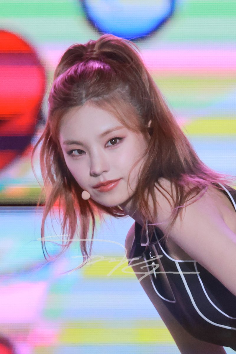 HAPPY BIRTHDAY  
#ITZY #있지 #YEJI #예지
<a href="/ITZYofficial/">ITZY</a>
#HappyYejiDay #아기고양이슈가파우더말랑공쥬_예지야생일축하해 #AceQueenYejiDay