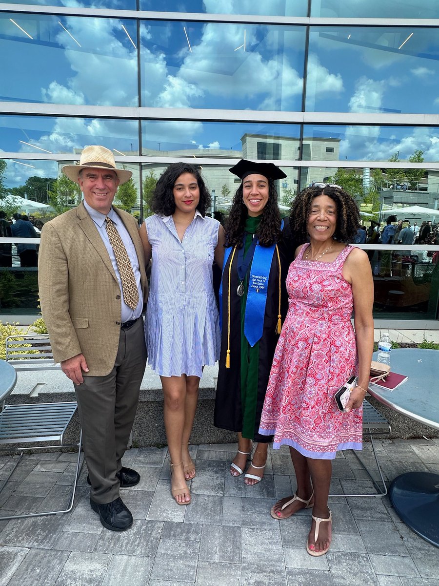 It still feels surreal that a few days ago I graduated &amp; I am officially an OBGYN! To support my transition to residency, I have made a <a href="/medgradwishlist/">#MedGradWishlist</a> #MedGradWishlist - Amazon Gift List - amazon.com/registries/gl/…

#OBGYN #medtwitter