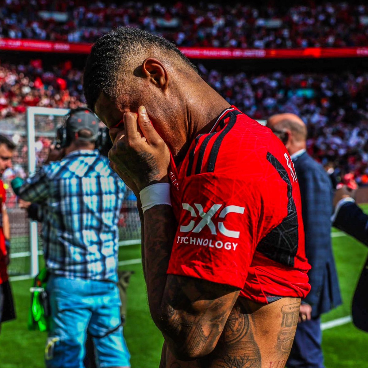 Manchester United photos tweet media