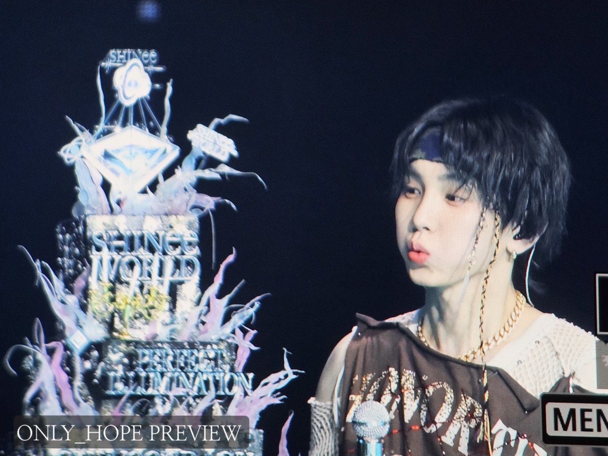 번외) 240525 샤앙콘
케이크 촛불을 있는 힘껏 부는 기범이가 너무 귀여워서...

#샤이니 #SHINee #키 #KEY #キー