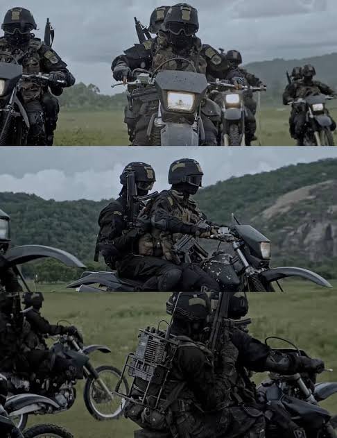 pulazthi's tweet photo. @RALee85 Sri Lankan army used Combat Riders extensively during the Civil War. I remember several Russians joined in 2019 for an exercise too. I wonder whether they got this idea from there 🤔 https://t.co/bcfaE8UNAX
