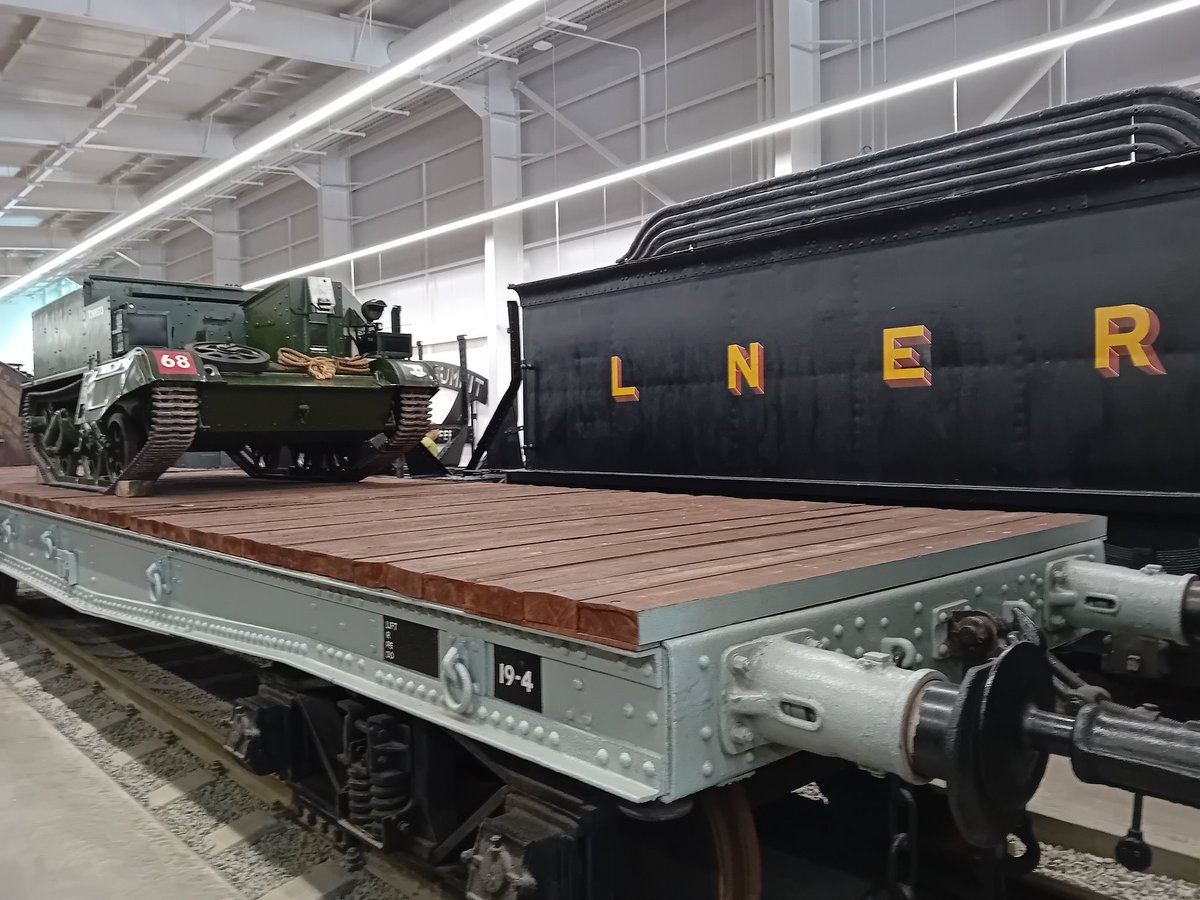 Ian Maine (@ianmaine) on Twitter photo Very pleased to have seen this - <a href="/LocomotionSHD/">Locomotion</a> - great to see a railway flat with Universal Carrier as we approach #DDay80 when they would have been a regular sight across Britain
bbc.co.uk/news/articles/… Very pleased to have seen this - <a href="/LocomotionSHD/">Locomotion</a> - great to see a railway flat with Universal Carrier as we approach #DDay80 when they would have been a regular sight across Britain
bbc.co.uk/news/articles/…
