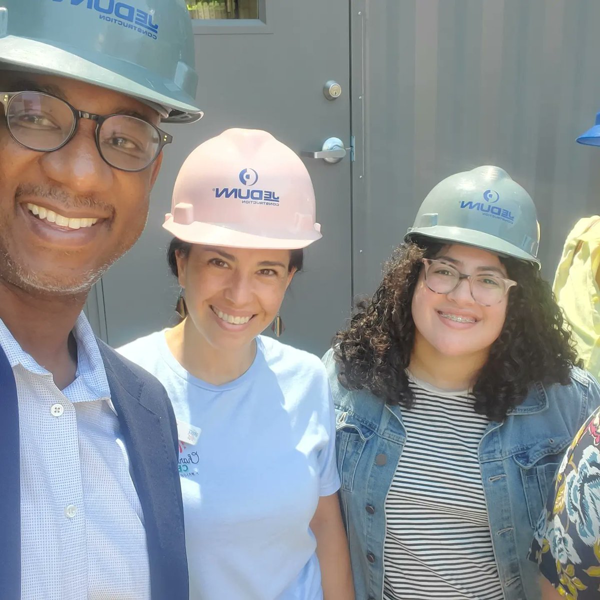 So proud that the new "Charlotte is Home Center" will be located in D4 (Aldersgate campus) &amp; will provide much needed support to our immigrant &amp; refugee community! #mark4thepeople #more4d4 #d4ward